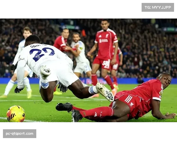 利兹联绝平利物浦,卫冕冠军防守问题暴露 利兹联绝平利物浦,卫冕冠军防守问题暴露